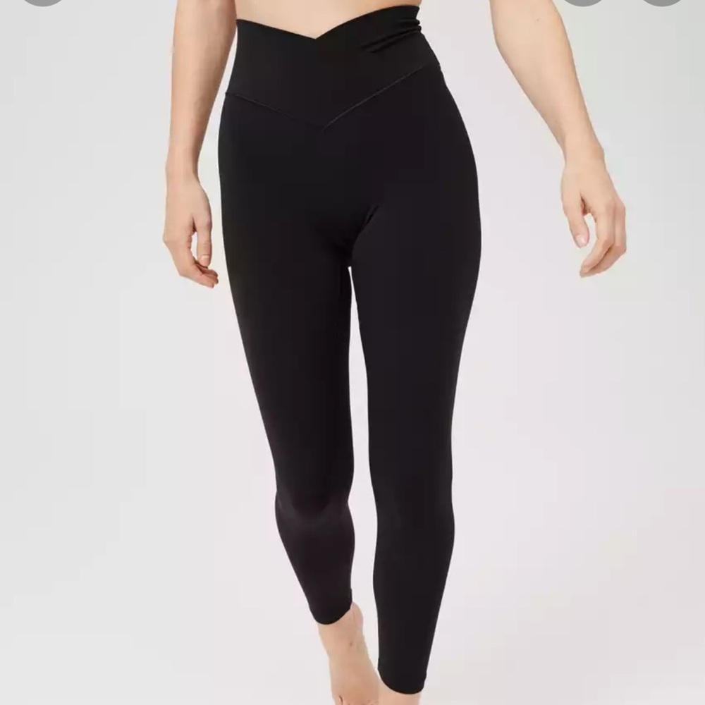 NWOT. Aerie Offline Real Me High Waisted Crossover Leggings.